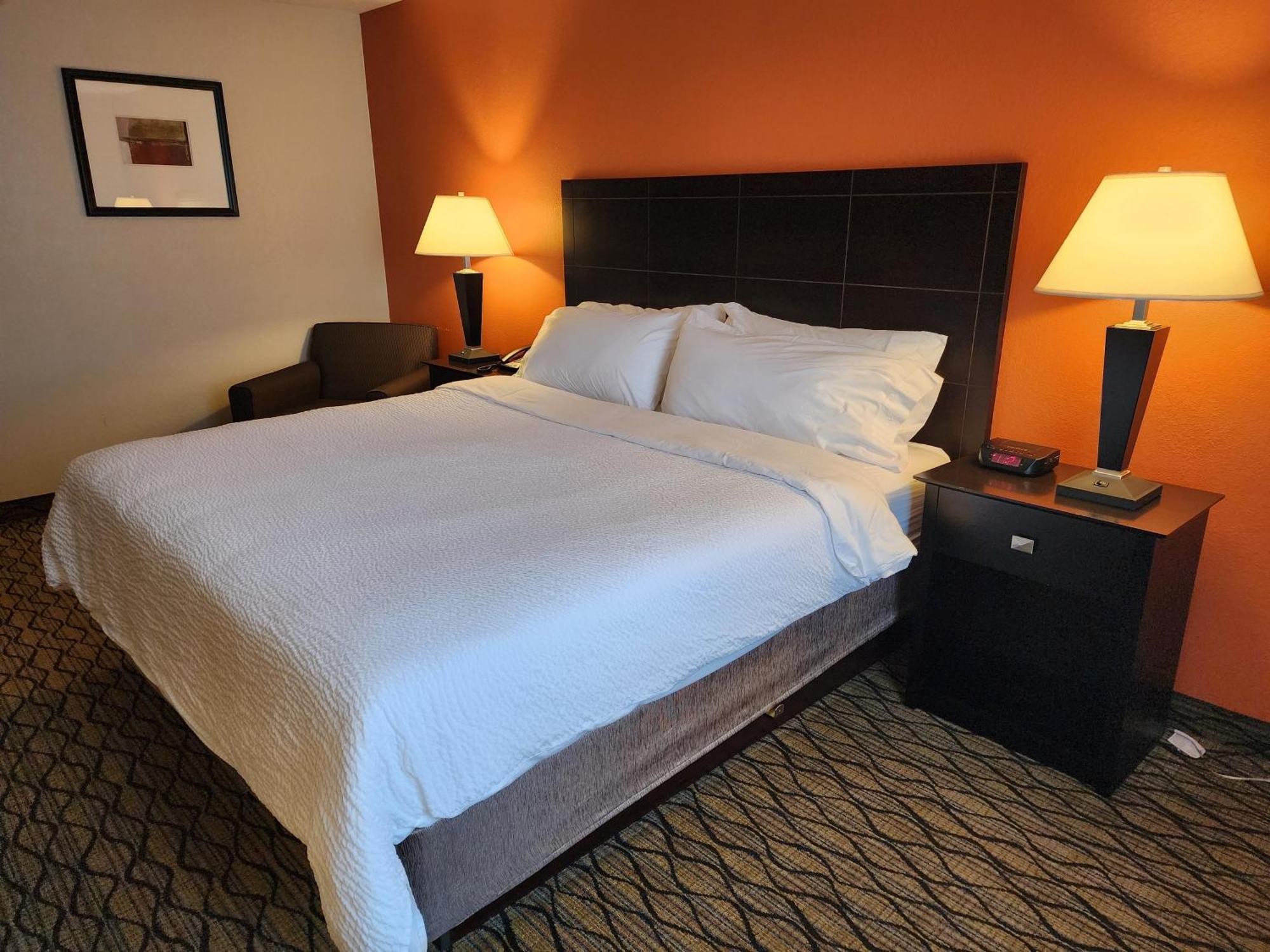 Holiday Inn Express Hotel & Suites Cadillac By Ihg Kültér fotó