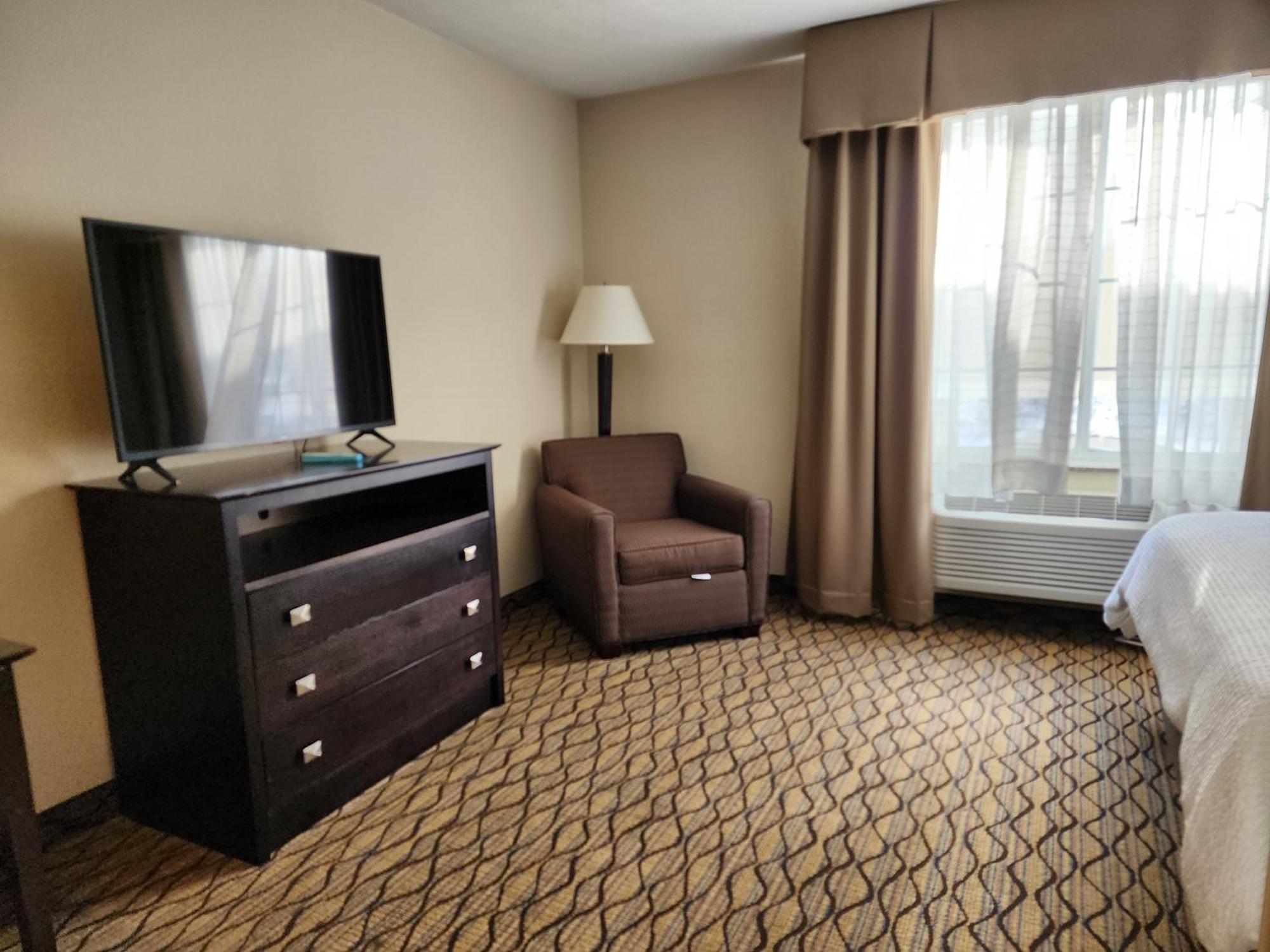 Holiday Inn Express Hotel & Suites Cadillac By Ihg Kültér fotó