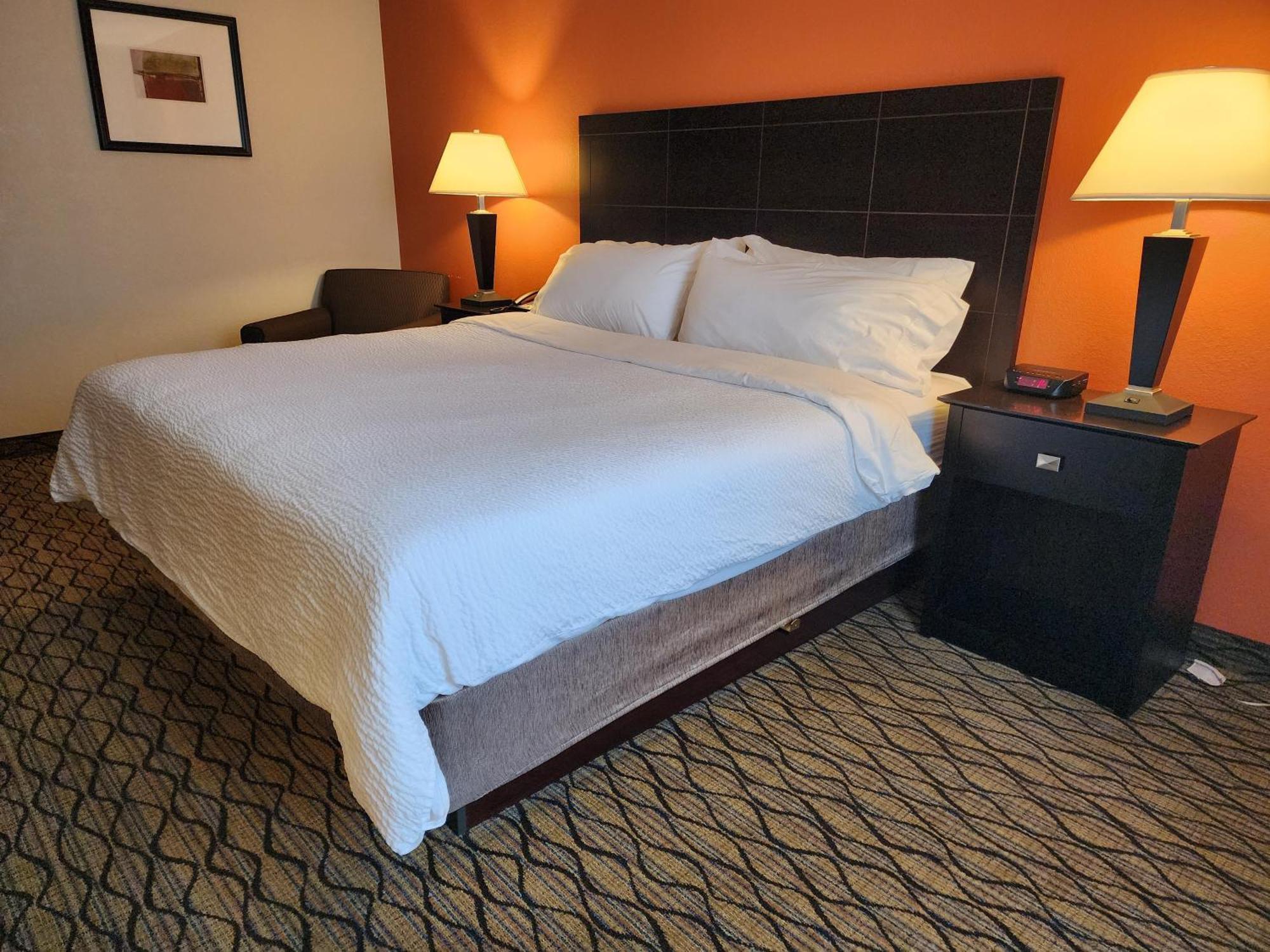 Holiday Inn Express Hotel & Suites Cadillac By Ihg Kültér fotó
